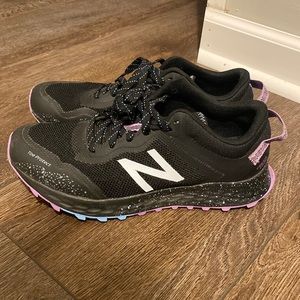 New Balance~Fresh Foam Arishi~Trail/Running Shoes